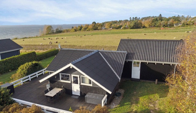 Cozy house by Roskilde Fjord