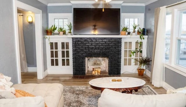 Cozy house, close to SU and Downtown