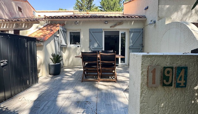 Cozy house for 4, terrace, parking, pets allowed, WiFi