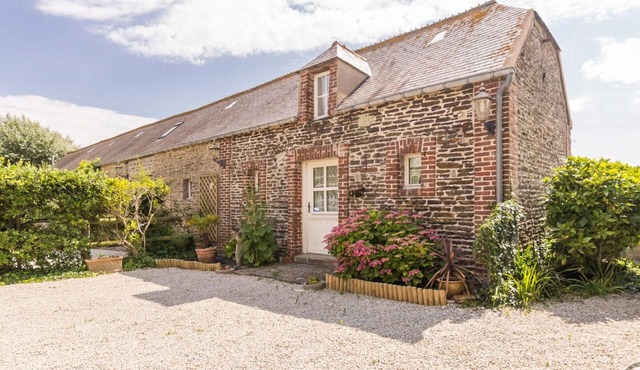 Cozy house with terrace and pets allowed in Barneville-Carteret