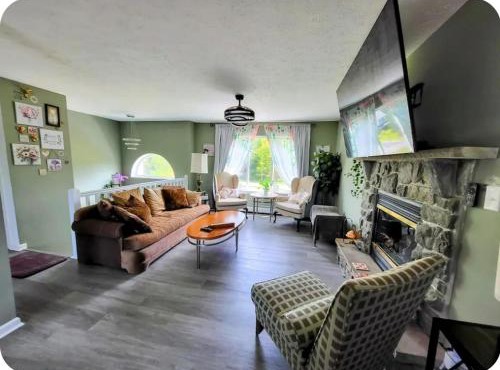 Cozy House in Long Pond 3 bedrooms 10 people