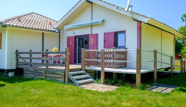 Cozy House in Sanguinet – 4 Guests – Wheelchair Accessible – Shared Garden