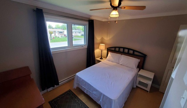 Cozy House in St-Constant-3 bedrooms-25min dowtown