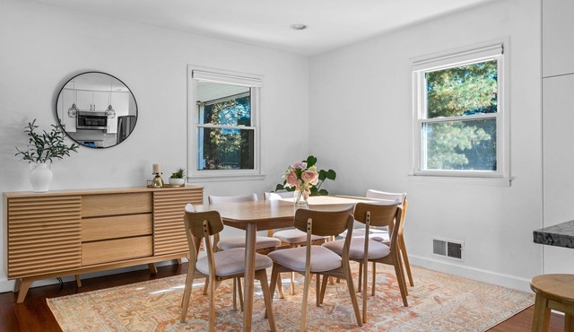 Cozy house Near DC, in Alexandria VA, 5B/2BTH