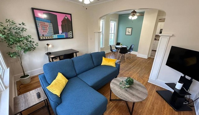 Cozy House - Near Strong & RGH