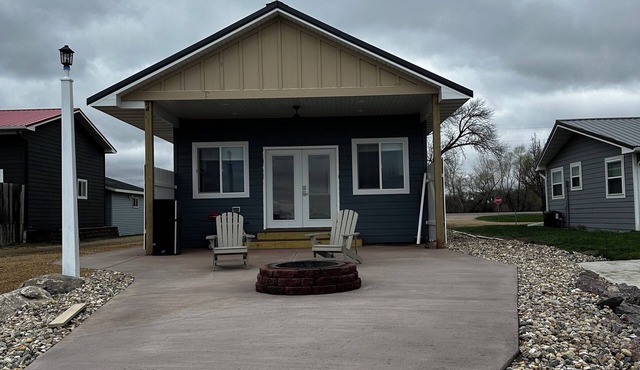Cozy house on north shore of Lake Poinsett