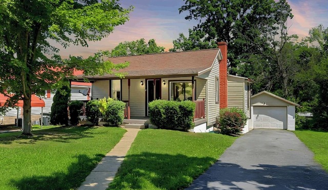 Cozy House, Pets Welcome, Minutes from Harrisburg