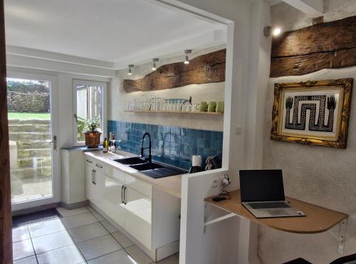 Cozy House with Garden & Hot Tub