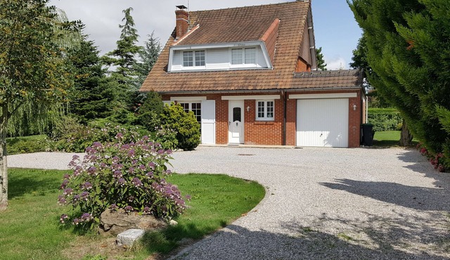 Cozy house with pretty garden near Le Touquet