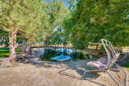 Cozy Idaho Retreat with Grill and Fire Pit!