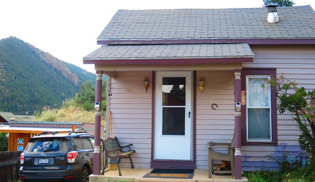 Cozy Idaho Springs Cabin: near Historic District, Hot Springs, Rafting & Trails