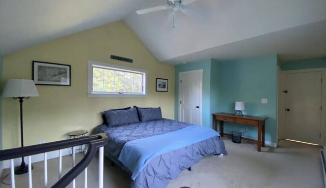 Cozy In-Law Suite Near York Beaches