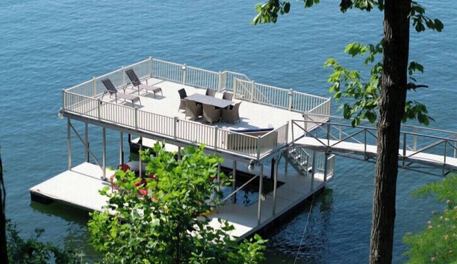 Cozy in the Cove: Smith Lake Cullman County: Private Dock! Year Round Water