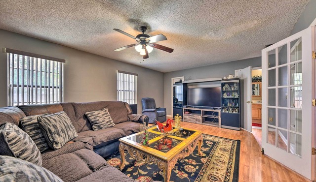 Cozy Jacksonville Home w/Yard ~ 8 Mi to Dtwn