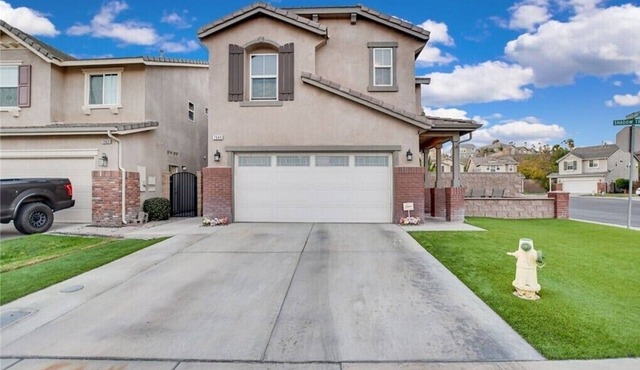 Cozy Jurupa Pool Pad w/ Swimming Pool and Pool Table