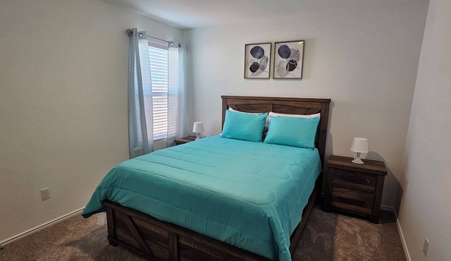 Cozy K&BM Town Home