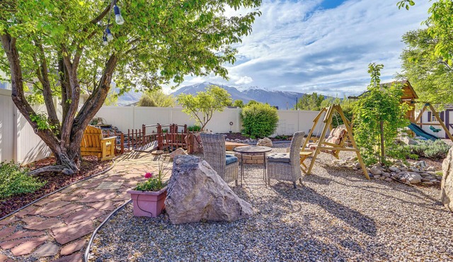Cozy Kaysville Vacation Rental w/Mountain Views!