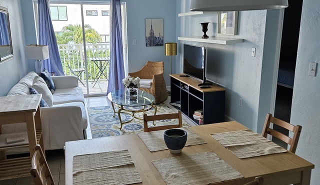 Cozy Key Biscayne Retreat