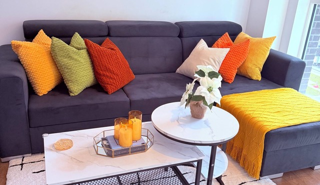 Cozy Kidbrooke station studio flat near London attraction