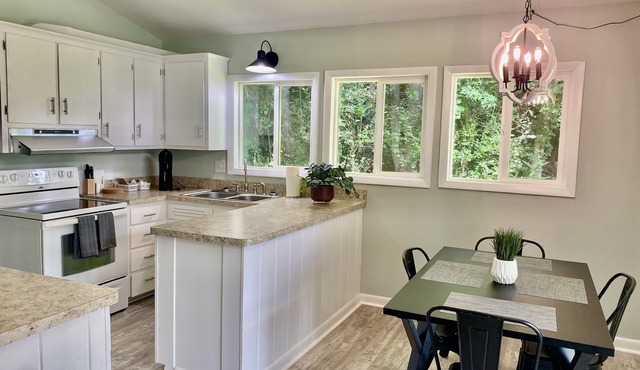 Cozy Kilmarnock Cottage