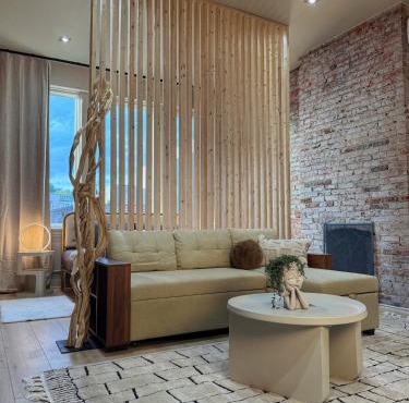 Cozy KING Escape Central Free Parking