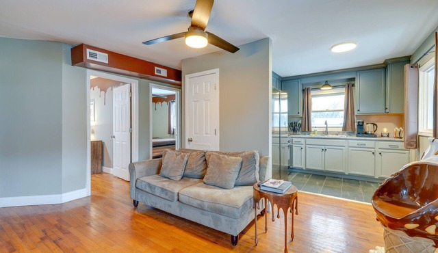 Cozy Kingsport Apartment: Walk to Cidery!