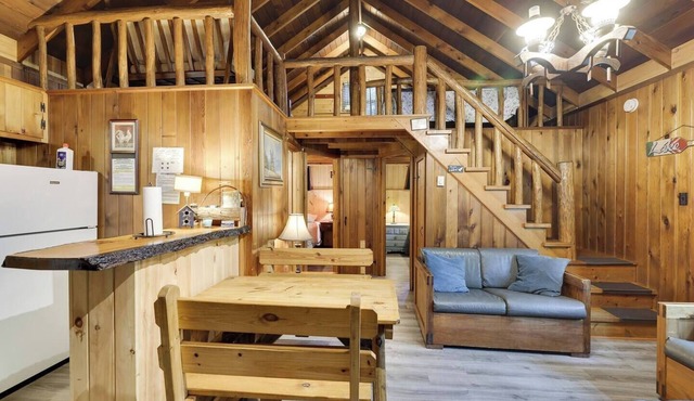 Cozy Lake Cabin #2 w/boatdock