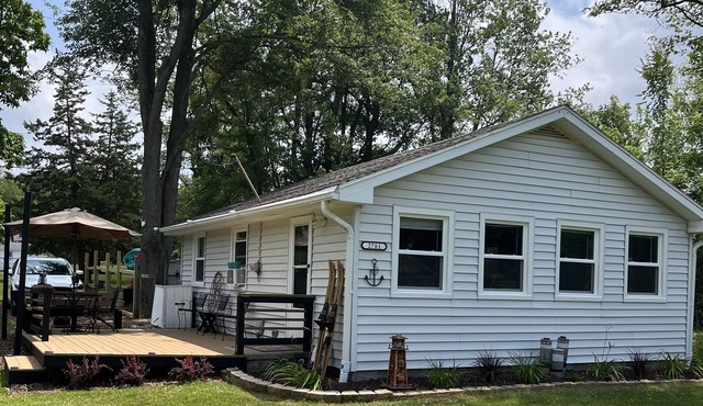 COZY LAKE COTTAGE/CASITA in a quaint country setting