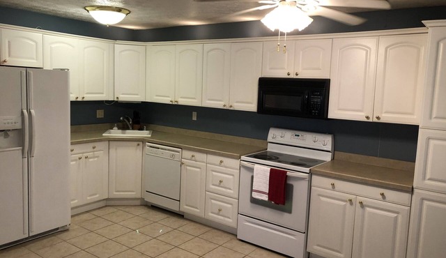 Cozy Lake Cumberland Condo