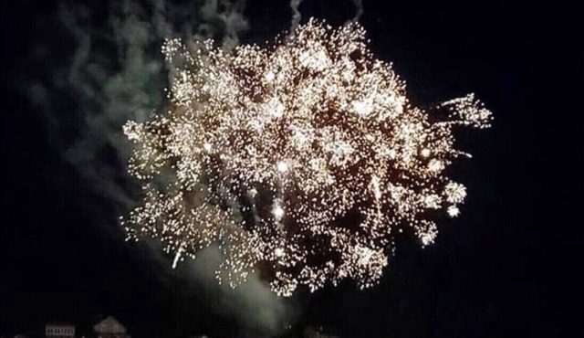 Cozy lake front unit close to Honesdale, Elk Mountain, Scranton & much more!