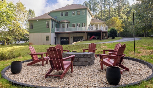Cozy Lake Getaway Firepit Lake Access Gas Fireplace Grill