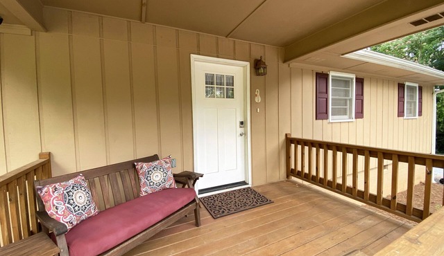 Cozy Lake Hartwell Cottage near Tugaloo State Park