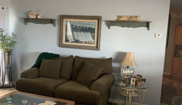 Cozy Lake House - only 10 minutes from the water