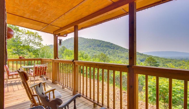 Cozy Lake Sardis Cabin w/Stunning View!