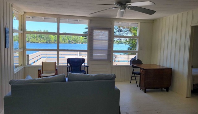 cozy lakefront cottage on beautiful Patterson Lake, family-friendly getaway