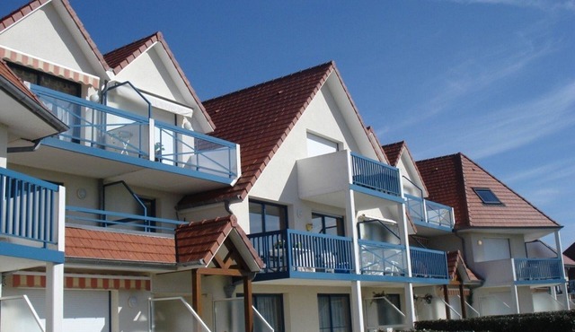 Cozy lakefront apartment with balcony, for 2 in Merlimont