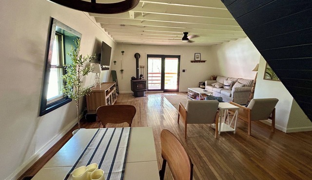 Cozy Lakefront Cabin on Raccoon Lake, near Turkey Run State Park
