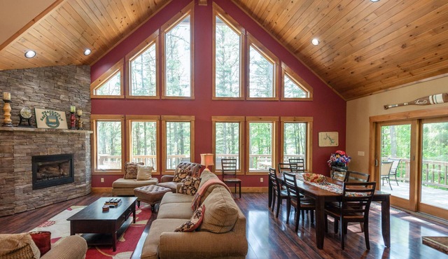 Cozy Lakefront Charm w/Dock & Hot Tub