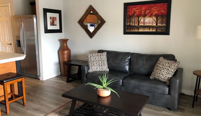 Cozy Lakefront Condo for a Couples Getaway