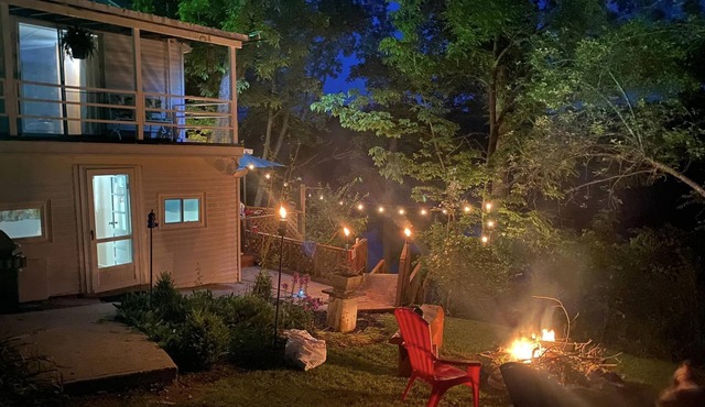 Cozy Lakefront Cottage 30 min from Ark Encounter