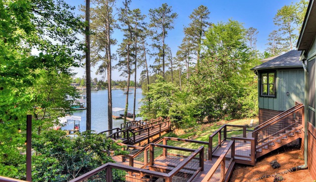 Cozy Lakefront Escape w/Views and Dock - January Discounts!