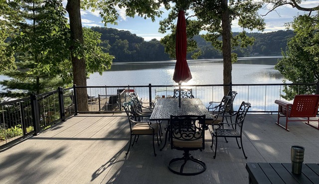 Cozy Lakefront property just steps from the water with breathtaking views!