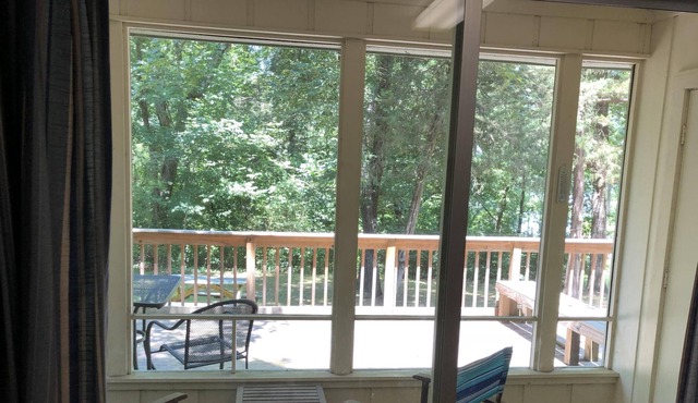 Cozy Lakefront Studio with BOAT SLIP!!!