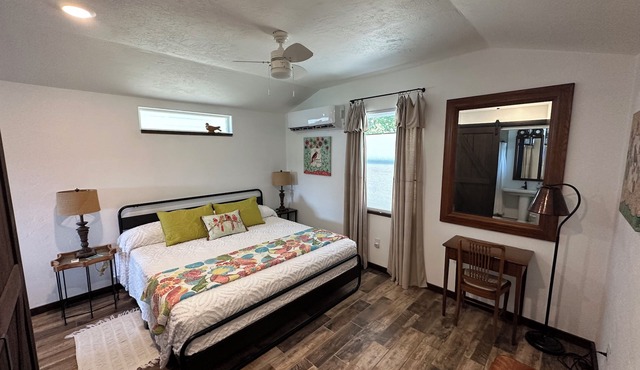 Cozy Lakeview Cabin, Boat Parking, Breathtaking Lake View, One Hour from Tulsa