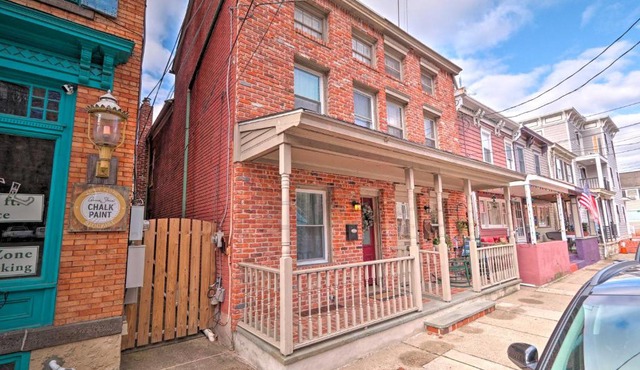 Cozy Lambertville Abode in the Heart of Downtown!