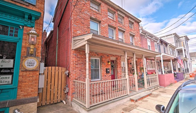 Cozy Lambertville Abode in the Heart of Downtown!