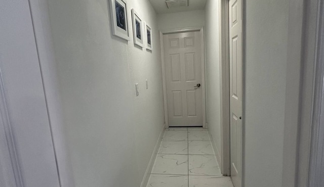Cozy little apartment in Sprin Hill!
