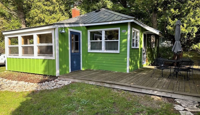 Cozy Little 'Get-a-Away'