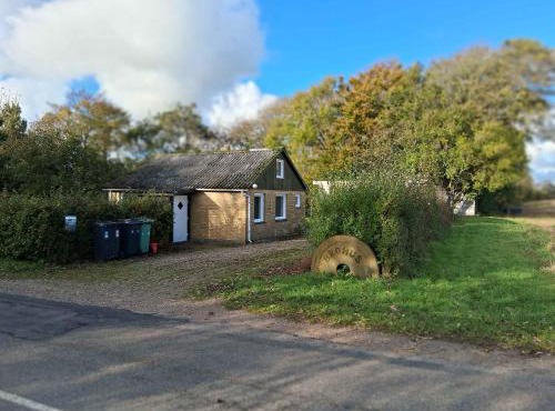 Cozy Little Holiday Oasis In Beautiful Nature
