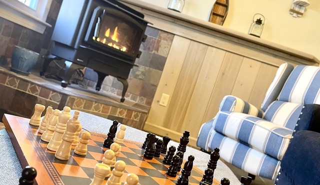 Cozy little home on Gwynn's Island with semi-private Chesapeake Bay beach access